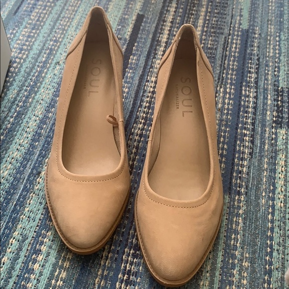 *NIB* SOUL Naturalizer Heels - Picture 3 of 4